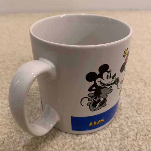 Disney Minnie Mouse Thru The Years Ceramic Coffee Tea Mug Cup Drinkware Applause - Picture 5 of 12